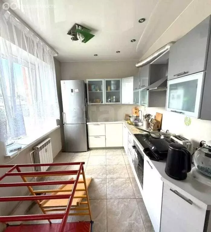 2-комнатная квартира: Иркутск, улица Багратиона, 52/2 (62.2 м) - Фото 0