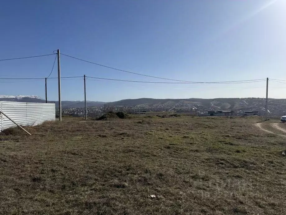 Участок в Крым, Симферопольский район, Добровское с/пос, с. Пионерское ... - Фото 1