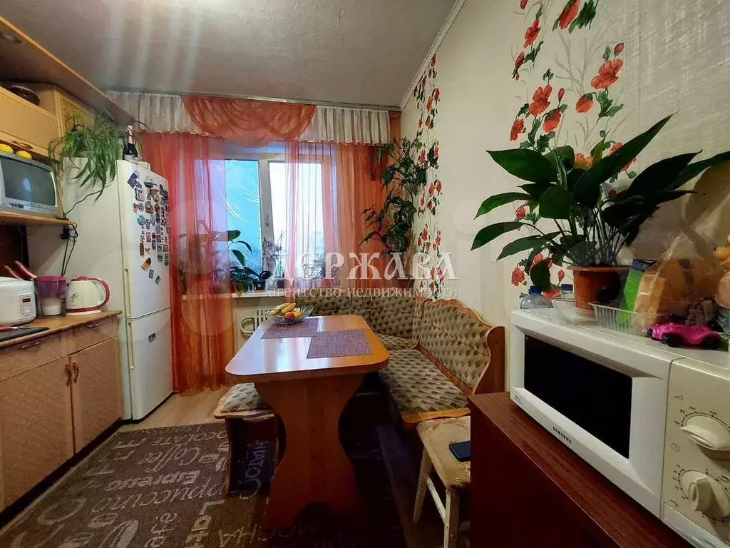 2-к. квартира, 52 м, 3/9 эт. - Фото 1