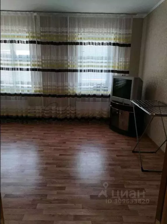 2-к кв. Белгородская область, Старый Оскол Дубрава мкр, 1 кв-л,  (64.0 ... - Фото 1