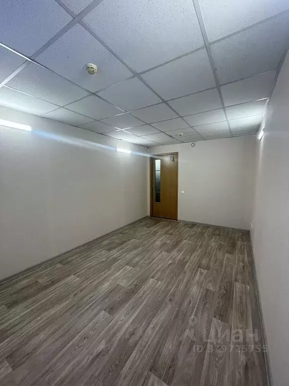 Офис в Ленинградская область, Всеволожск ш. Дорога Жизни, 9В (18 м) - Фото 1