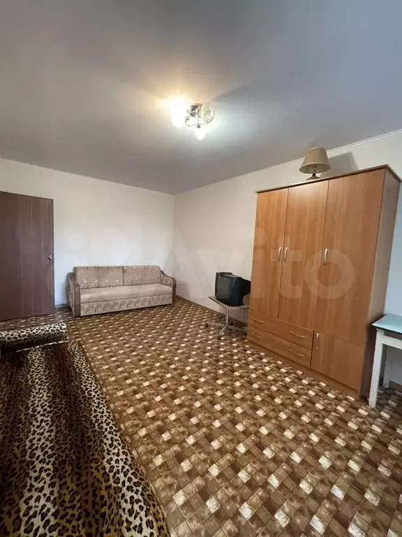 1-к. квартира, 37 м, 1/9 эт. - Фото 0