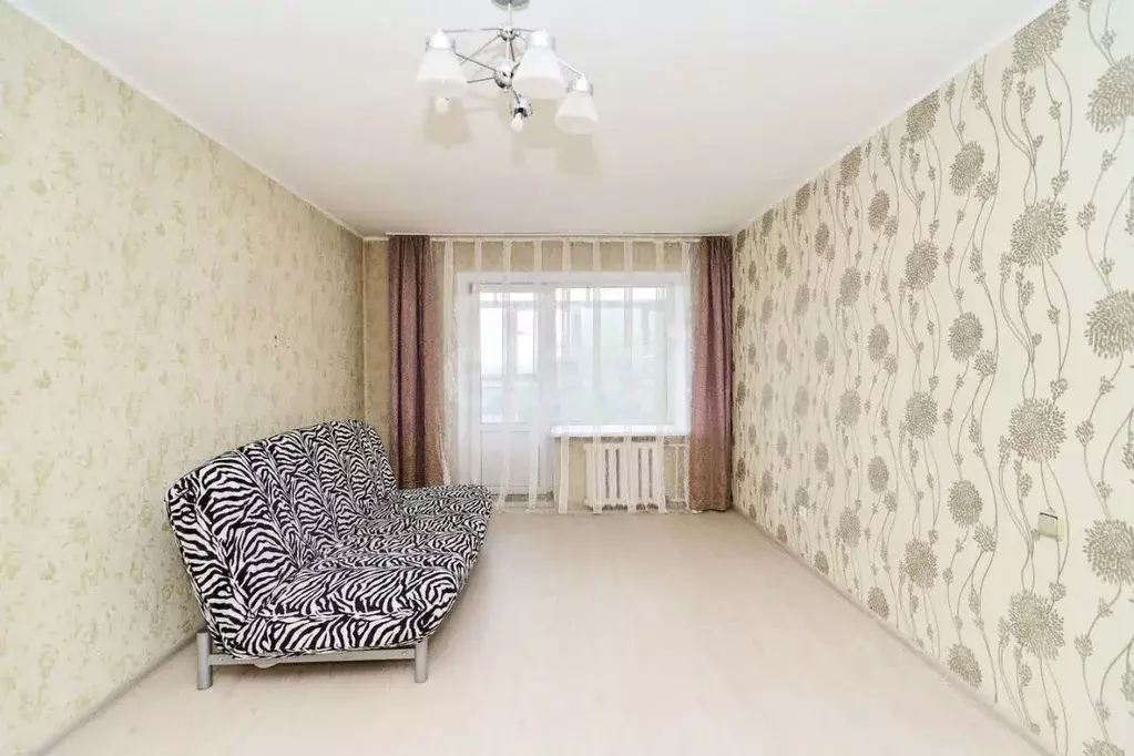 1-к кв. Томская область, Томск Паровозный пер., 10 (35.5 м) - Фото 1