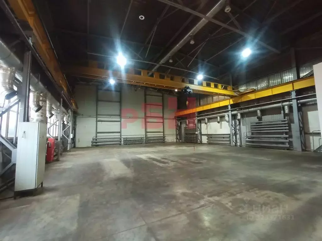 Склад в Тюменская область, Тюмень ул. Дружбы, 130 (1300 м) - Фото 1