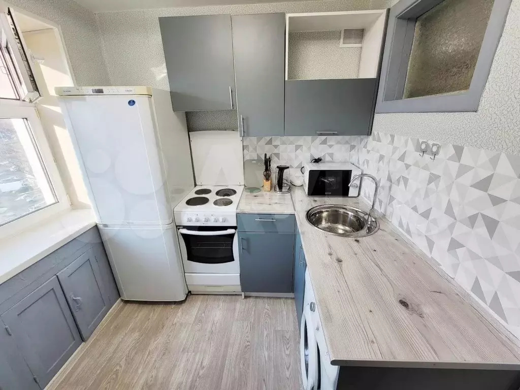 2-к. квартира, 42,8 м, 5/5 эт. - Фото 0