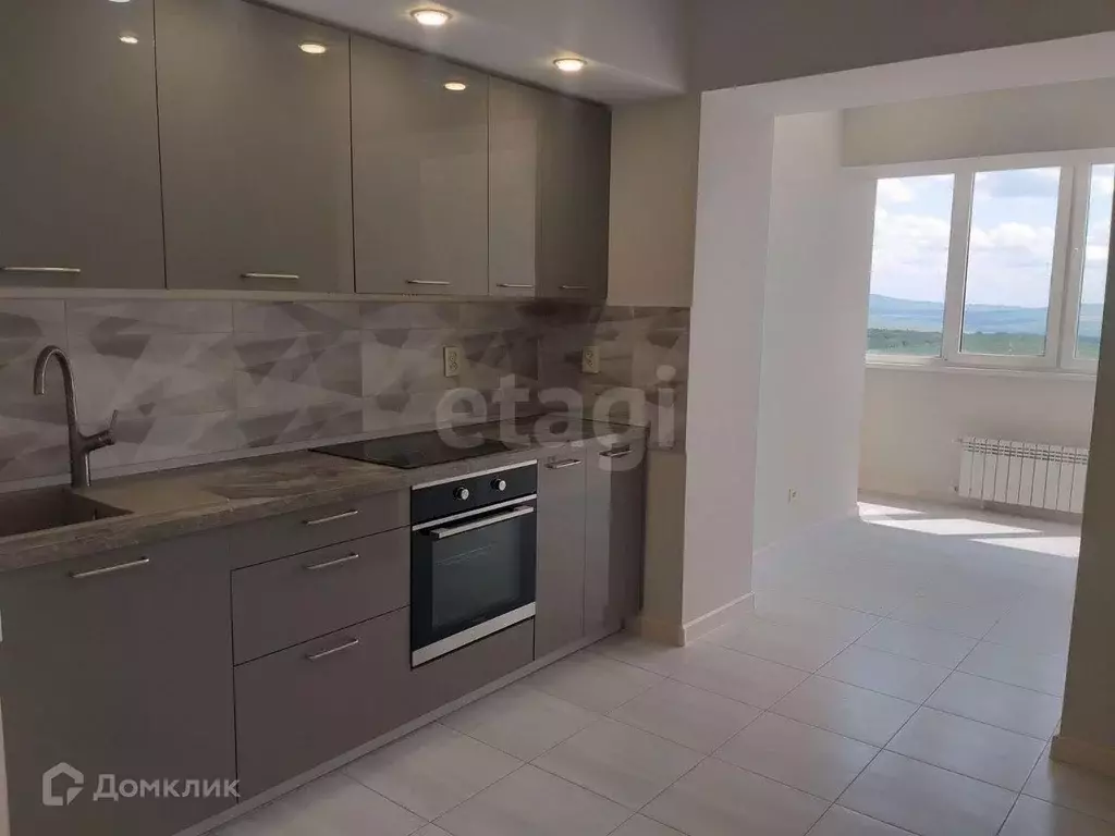 Продаётся 2-к квартира, 70 м - Фото 0