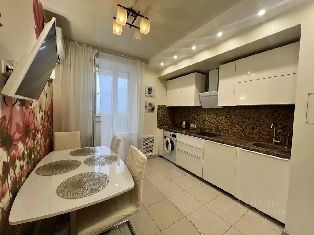 3-к кв. Ростовская область, Ростов-на-Дону ул. Жданова, 11 (73.0 м) - Фото 1