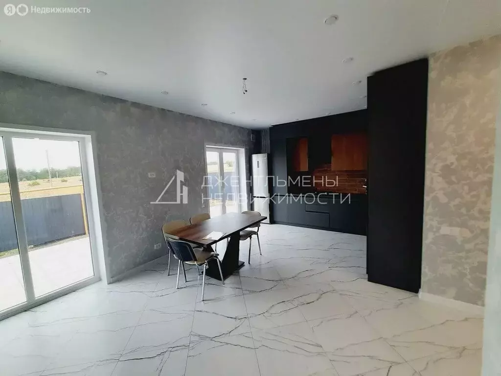 Дом в село Грабово, улица Кармишина (91 м) - Фото 1