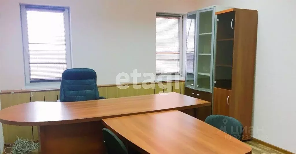 Офис в Ямало-Ненецкий АО, Новый Уренгой Таежная ул., 168 (360 м) - Фото 1