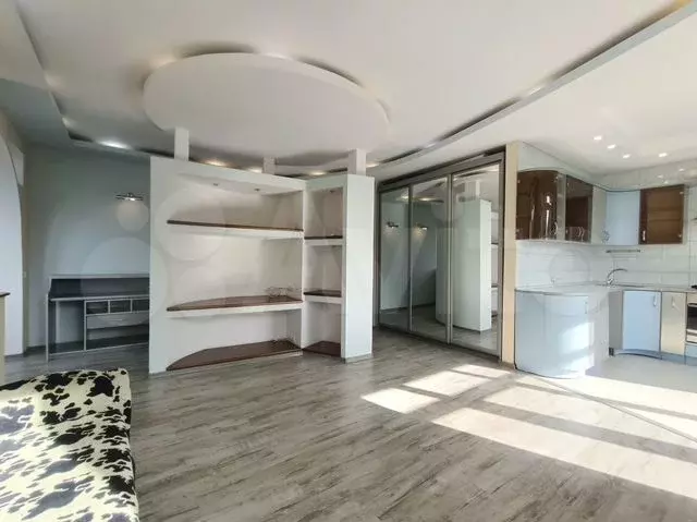 1-к. квартира, 45 м, 4/6 эт. - Фото 0