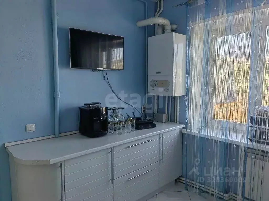 3-к кв. Тульская область, Новомосковск Комсомольская ул., 35 (85.2 м) - Фото 1