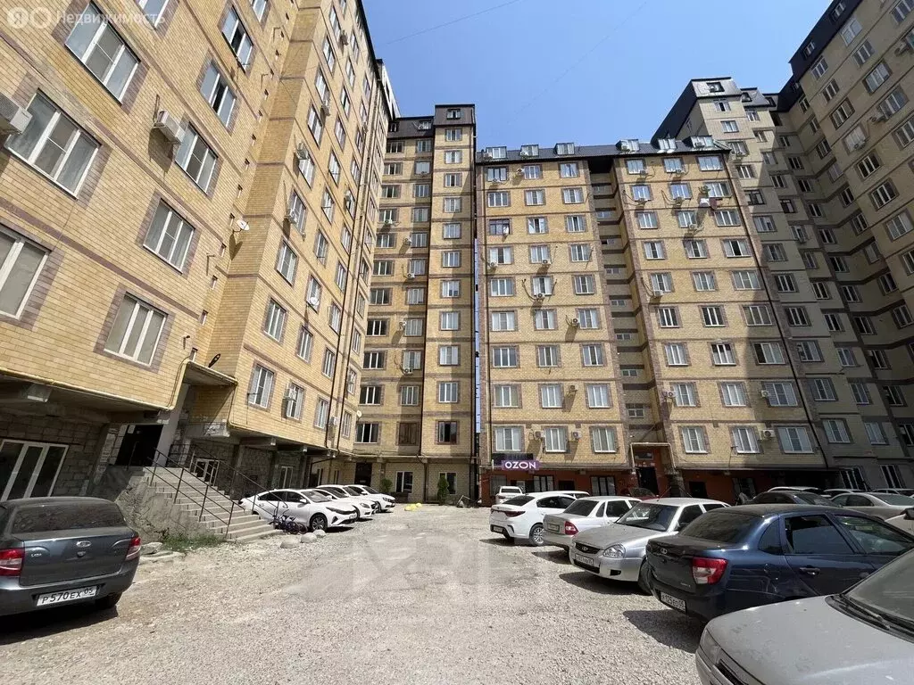 3-комнатная квартира: Махачкала, проспект Али-Гаджи Акушинского, ... - Фото 2