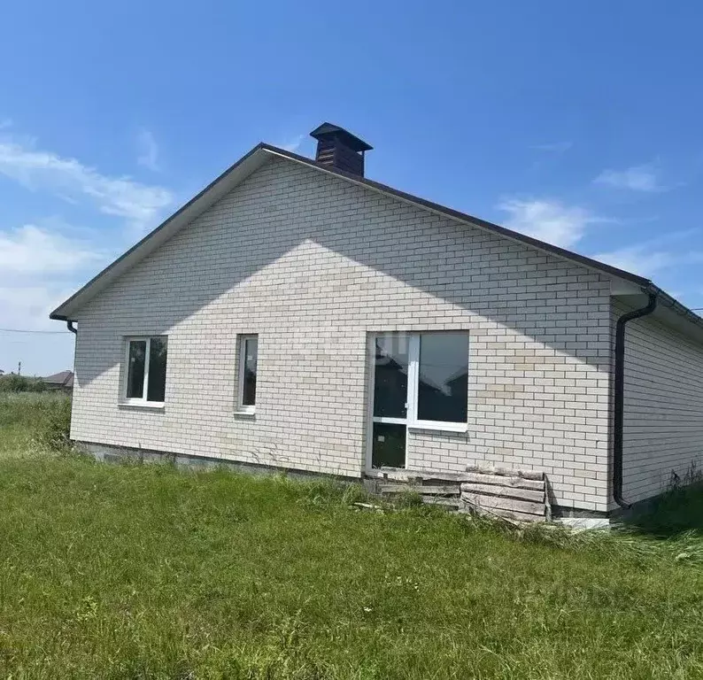 Дом в Белгородская область, Старый Оскол ул. Антоновская, 26 (81 м) - Фото 0