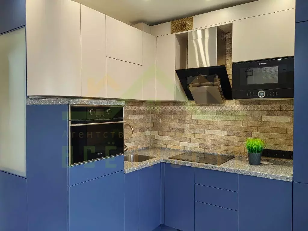 Продается 2-комнатная квартира - Фото 1