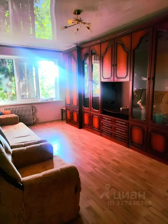 2-к кв. Саратовская область, Энгельс 2-й мкр, 34 (47.0 м) - Фото 1