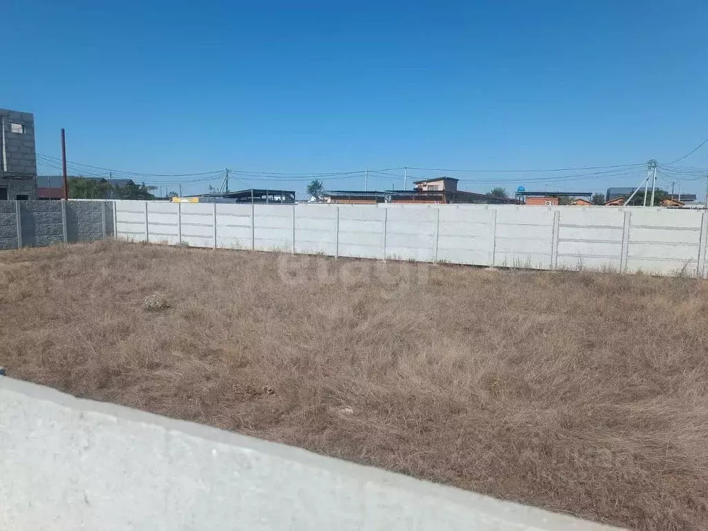 Участок в Крым, Сакский район, с. Уютное  (5.11 сот.) - Фото 1