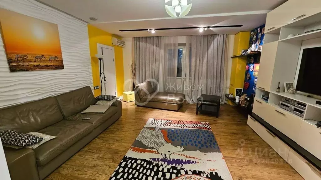 3-к кв. Волгоградская область, Волгоград просп. Маршала Жукова, 88 ... - Фото 1