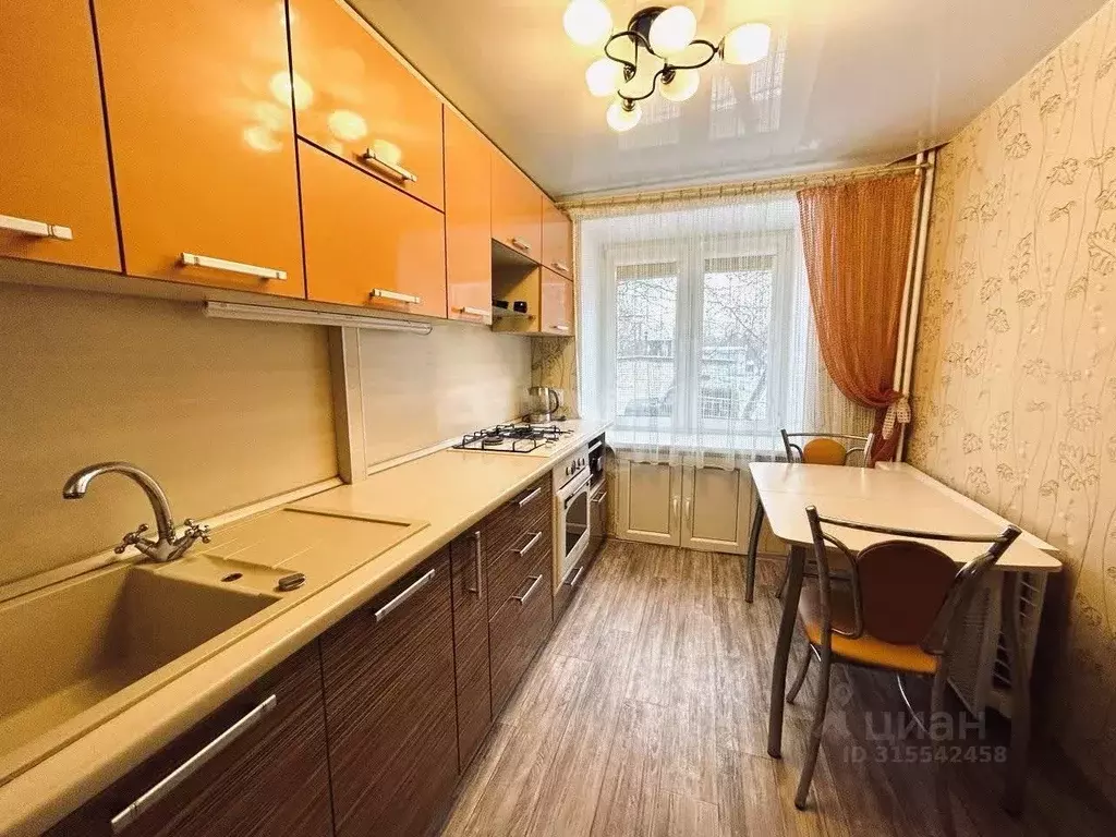 3-к кв. Владимирская область, Ковров Социалистическая ул., 25 (60.7 м) - Фото 1