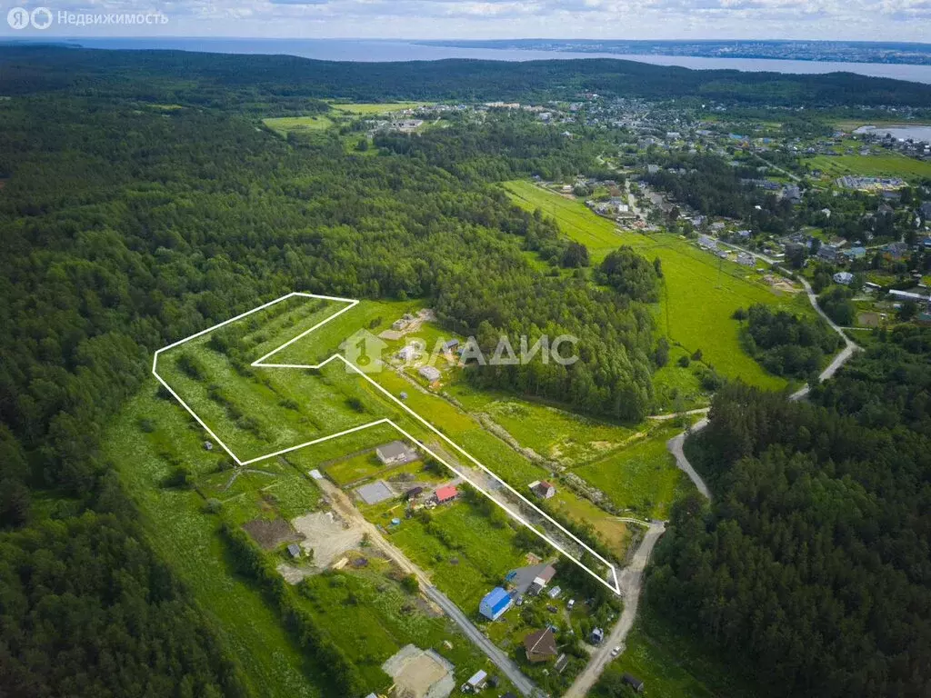 Участок в Заозерье, Загородная улица (100 м) - Фото 1