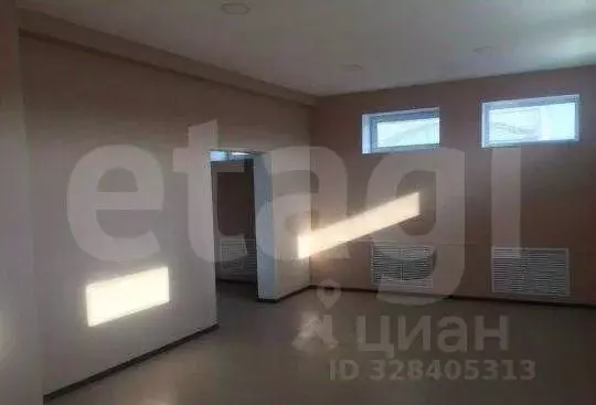 Помещение свободного назначения в Курганская область, Курган ул. ... - Фото 1