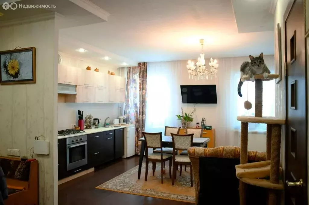 1-комнатная квартира: Сыктывкар, проспект Бумажников, 3/16 (53.5 м) - Фото 2