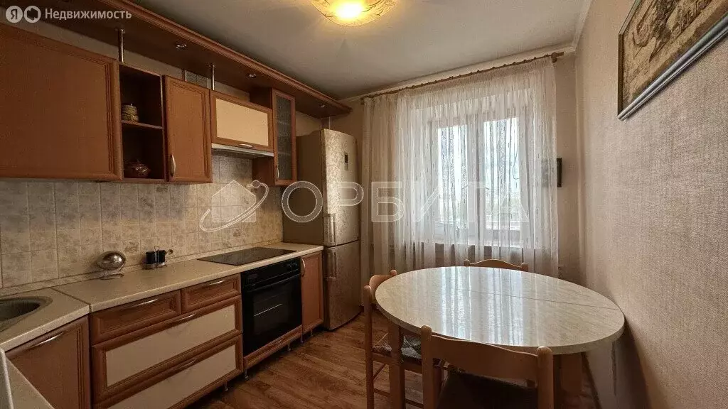 3-комнатная квартира: Тюмень, Ялуторовская улица, 29 (64.6 м) - Фото 0