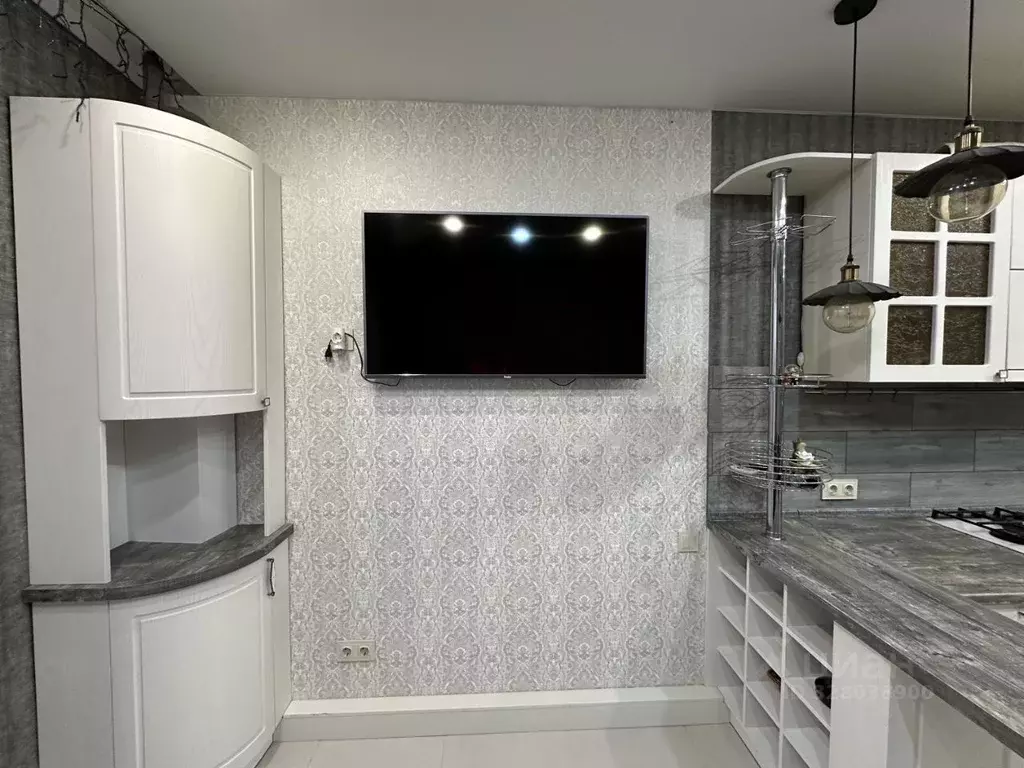 2-к кв. Тверская область, Тверь ул. 2-я Металлистов, 6 (85.0 м) - Фото 2