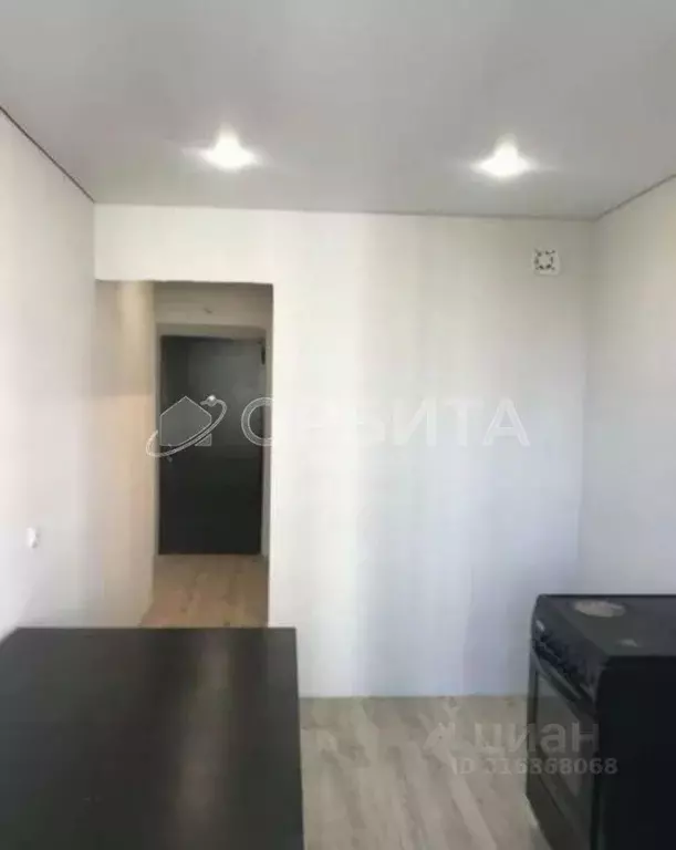 1-к кв. Тюменская область, Тюмень ул. Алексея Леонова, 34 (35.5 м) - Фото 0