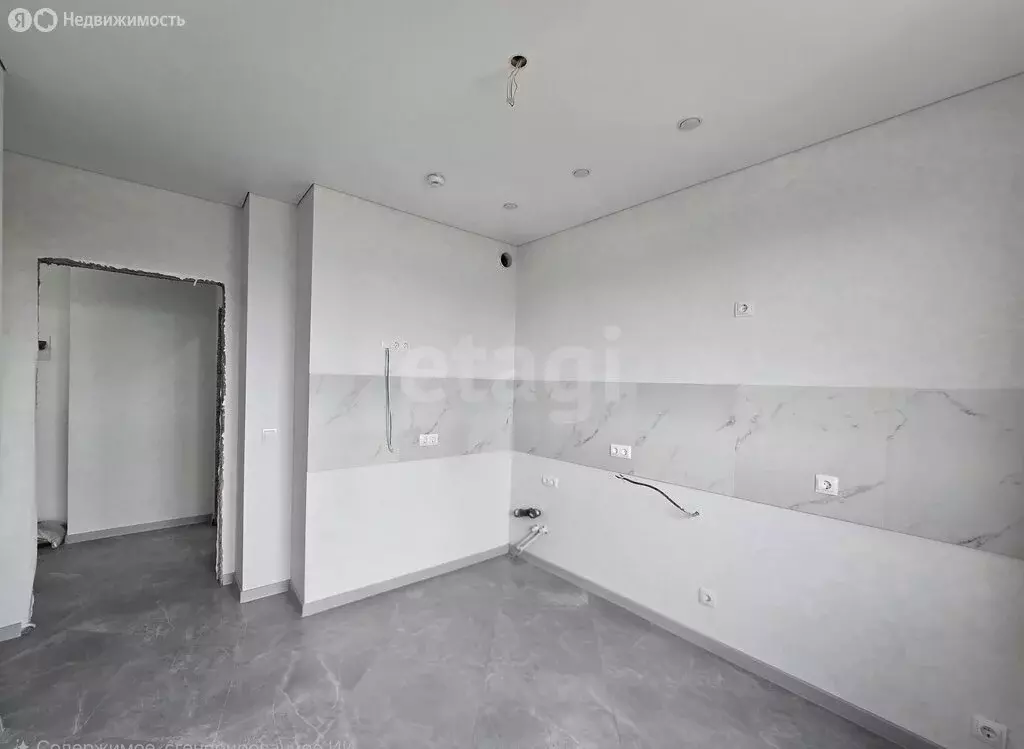 Квартира-студия: Тюмень, Таёжная улица, 2 (31.7 м) - Фото 1