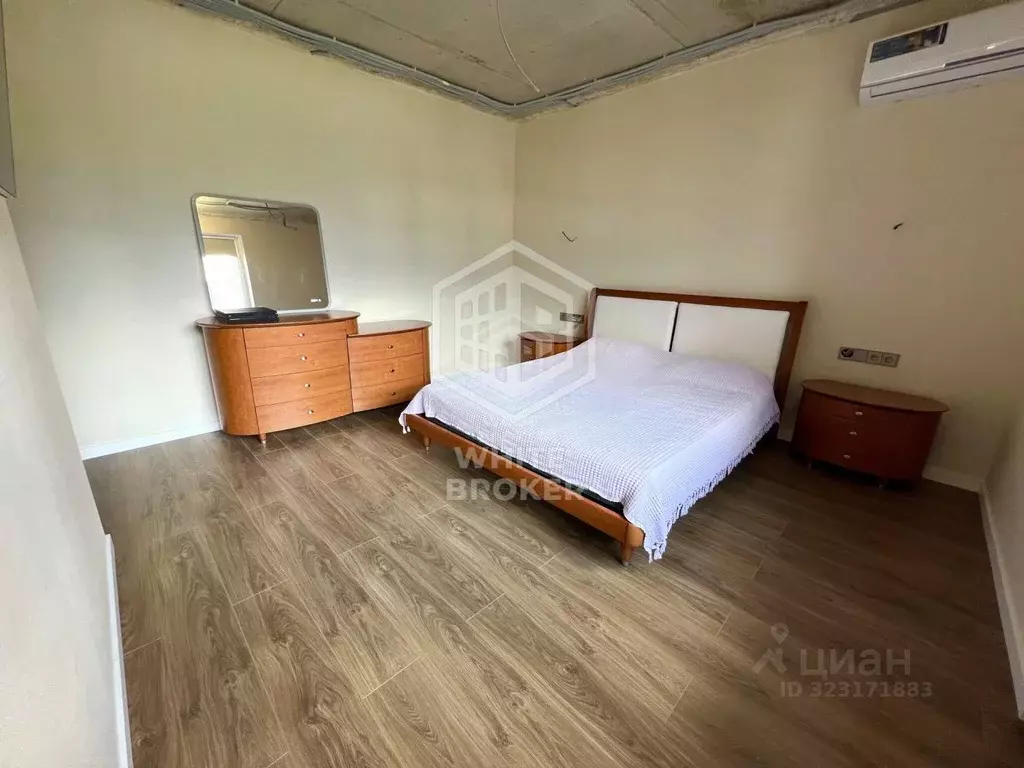 2-к кв. Крым, Ялта ул. Красноармейская, 36Бк3 (71.0 м) - Фото 1