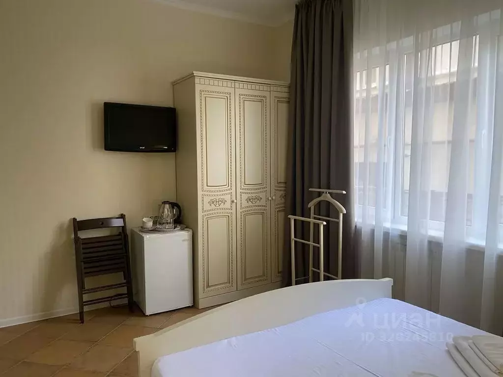 Комната Краснодарский край, Геленджик Советская ул., 7 - Фото 1