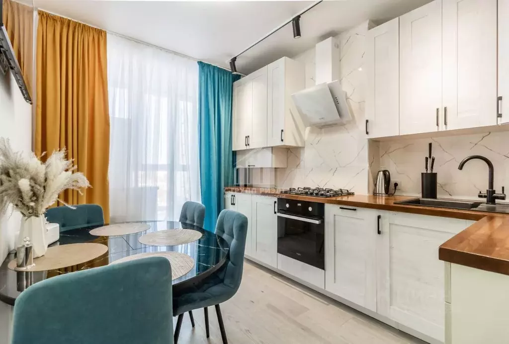 2-к кв. Калининградская область, Калининград ул. Флагманская, 1 (60.0 ... - Фото 1