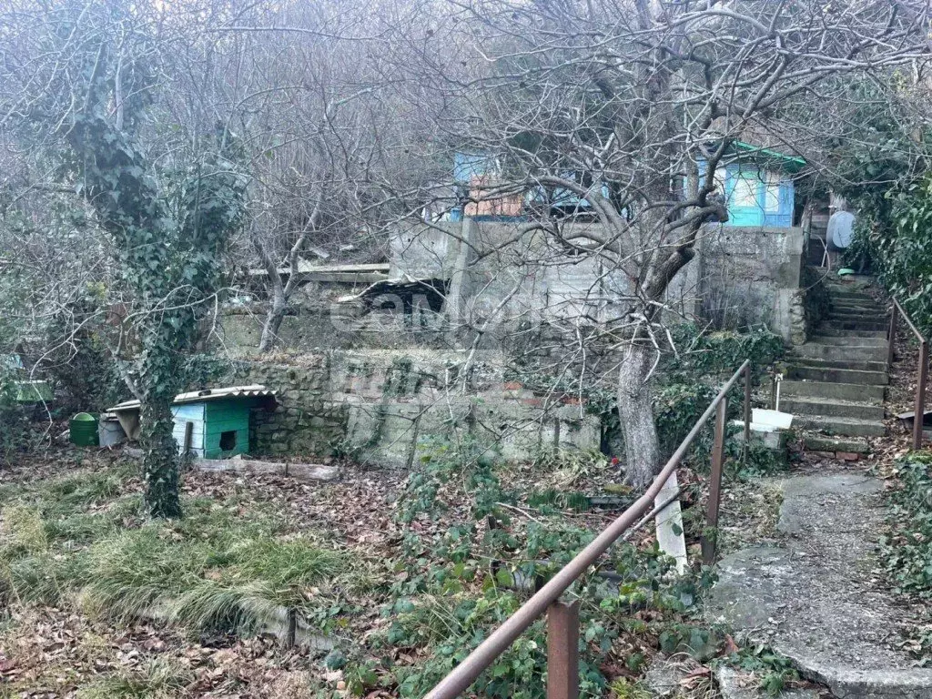 Участок в Краснодарский край, Туапсе Приморская ул., 19 (4.5 сот.) - Фото 1