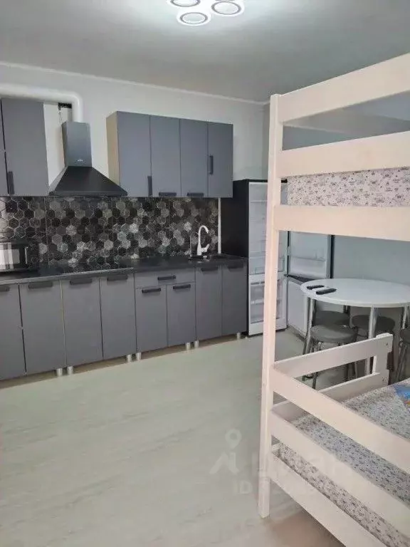 1-к кв. Крым, Евпатория городской округ, Мирный пгт ул. Сырникова, 31Б ... - Фото 1