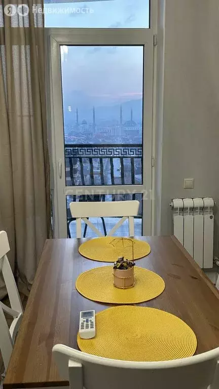 1-комнатная квартира: Махачкала, проспект Насрутдинова, 57 (65 м) - Фото 2