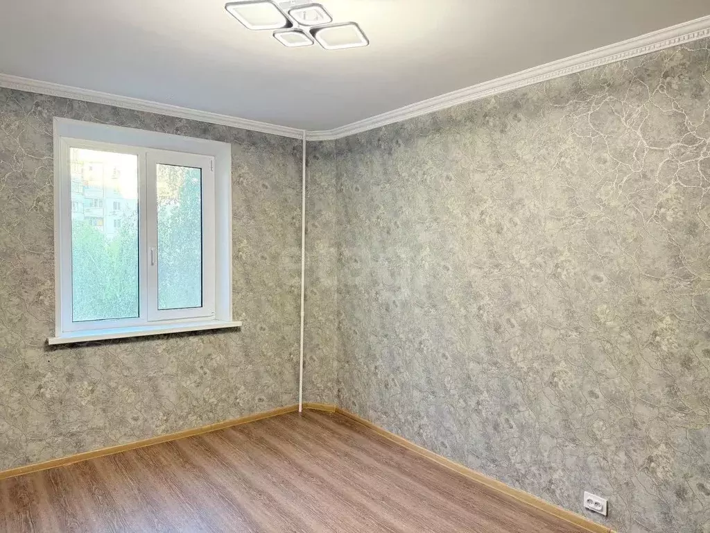 4-к кв. Белгородская область, Белгород ул. Щорса, 49 (85.0 м) - Фото 1