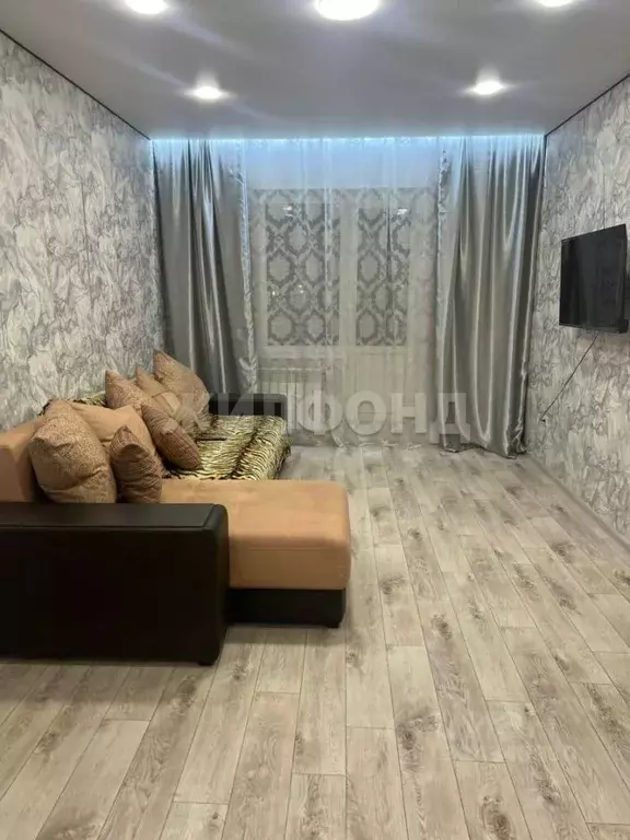 2-к кв. Хакасия, Абакан ул. Ивана Ярыгина, 33/1 (59.2 м) - Фото 1