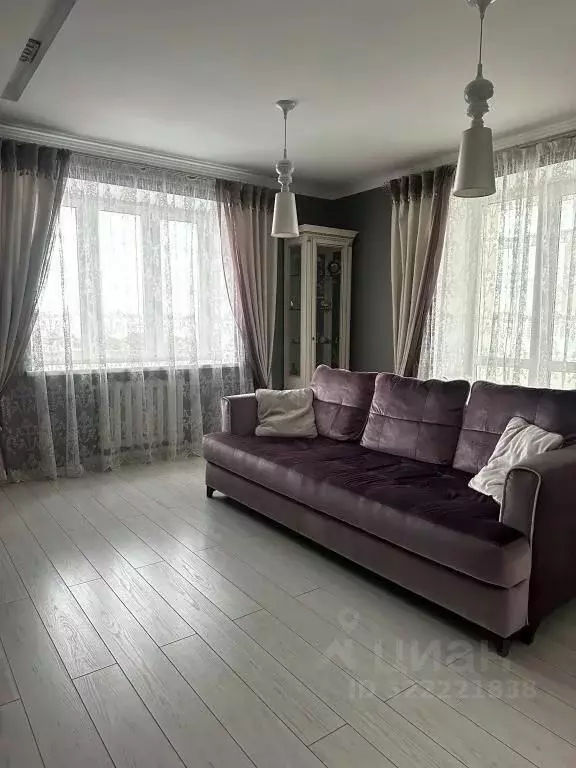 2-к кв. Башкортостан, Уфа ул. Чернышевского, 105к1 (67.0 м) - Фото 2