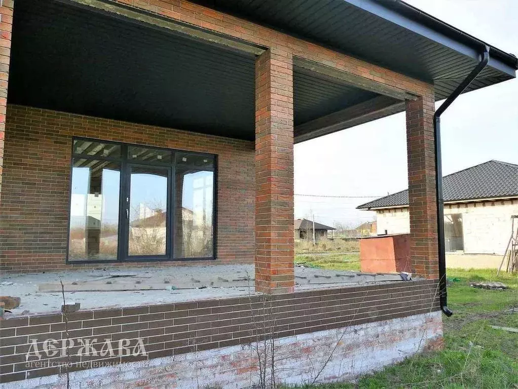 Коттедж в Белгородская область, Старооскольский городской округ, с. ... - Фото 1