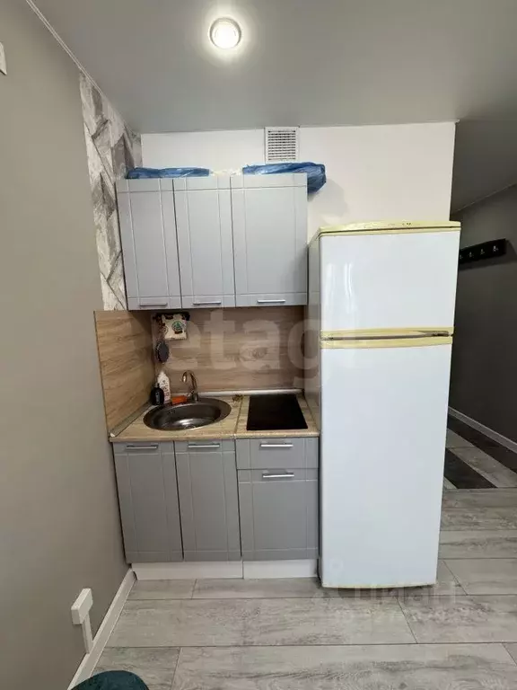 Студия Тюменская область, Тюмень ул. Тимофея Чаркова, 28 (21.0 м) - Фото 1