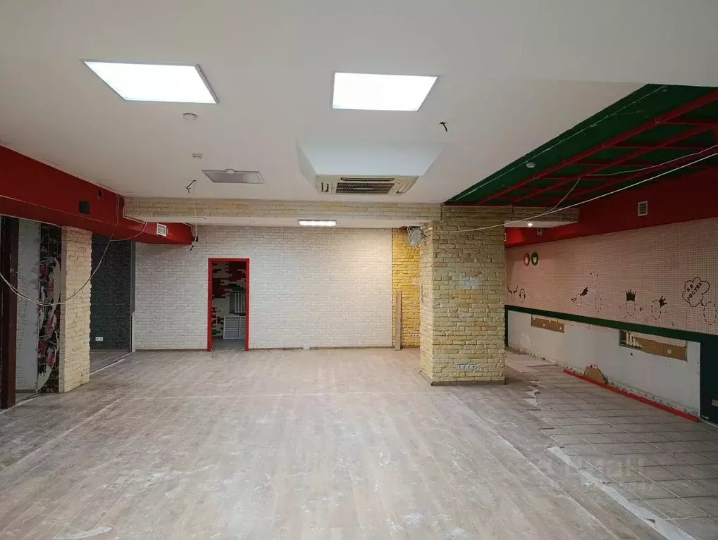 Торговая площадь в Башкортостан, Уфа ул. Софьи Перовской, 42 (170 м) - Фото 1