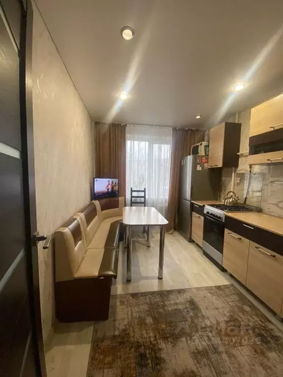 3-к кв. Брянская область, Дятьково 13-й мкр, 3 (65.0 м) - Фото 1