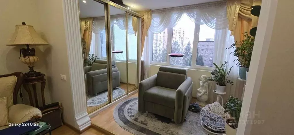 2-к кв. Краснодарский край, Сочи Заречный мкр, ул. Абрикосовая (62.5 ... - Фото 1