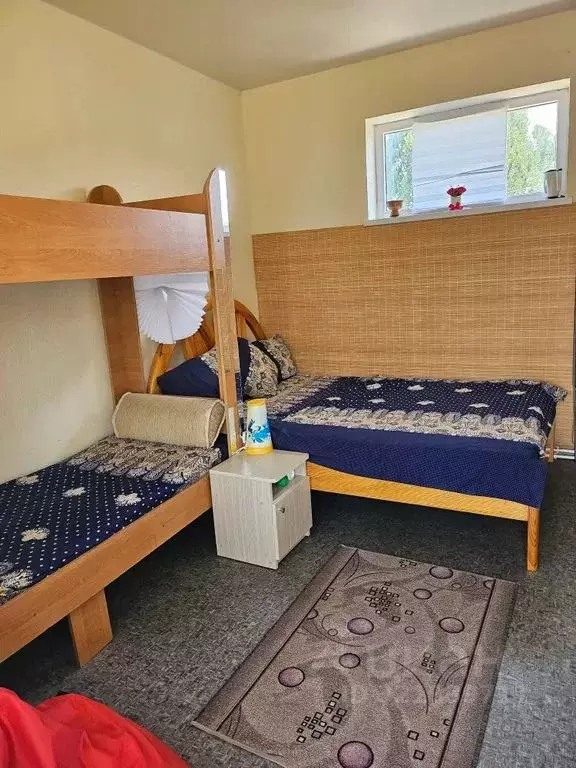 Комната Крым, Черноморское пгт ул. Жердева, 42 - Фото 0