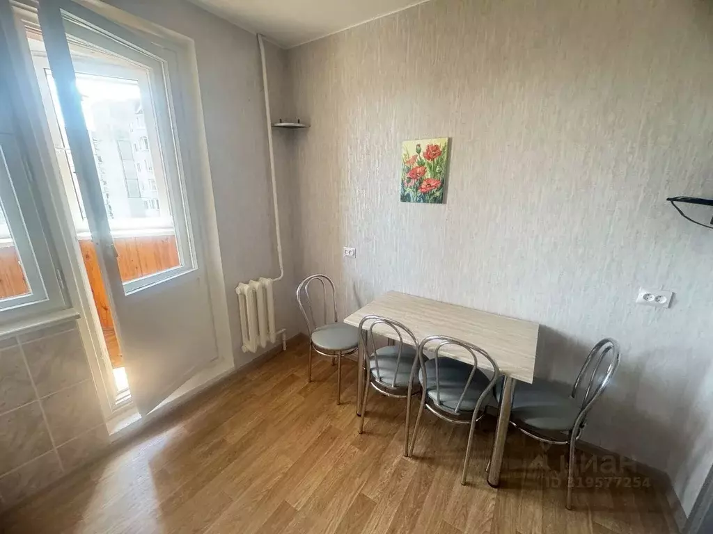 2-к кв. Владимирская область, Владимир ул. Разина, 33 (55.0 м) - Фото 1