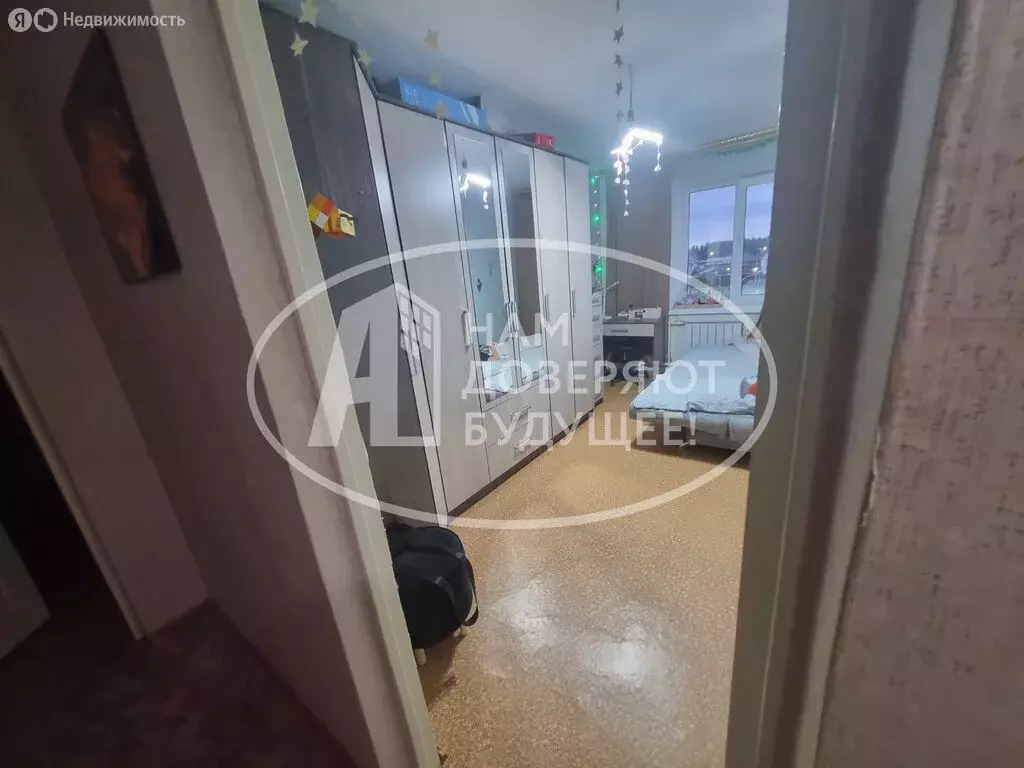 3-комнатная квартира: Чернушка, Парковая улица, 15 (61.5 м) - Фото 1