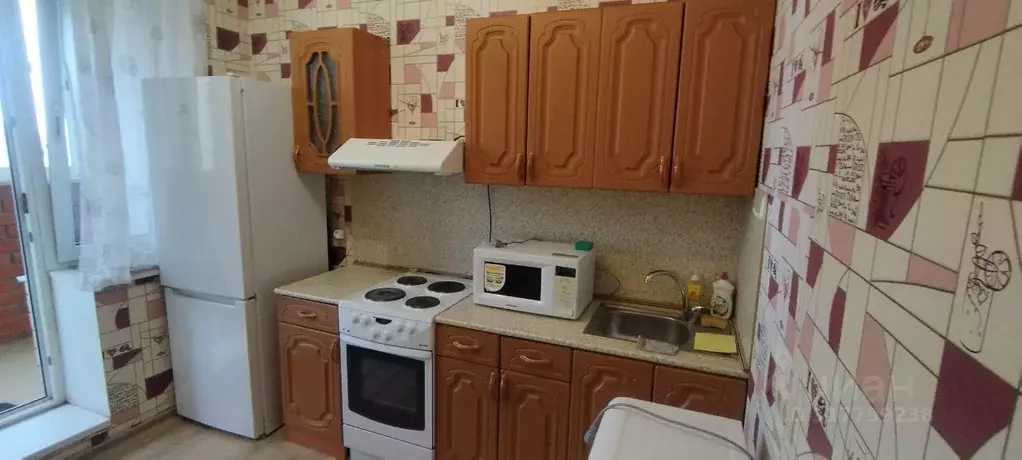 1-к кв. Московская область, Лобня Батарейная ул., 6 (40.0 м) - Фото 0