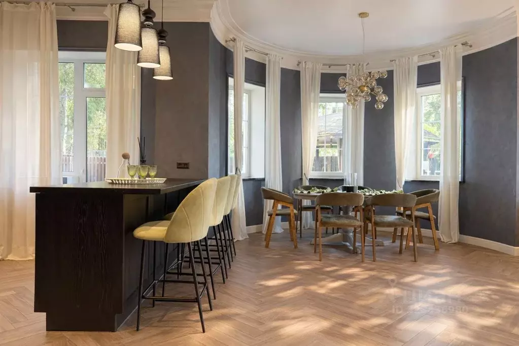 Дом в Санкт-Петербург пос. Репино, ул. Спасо-Преображенская (400 м) - Фото 2