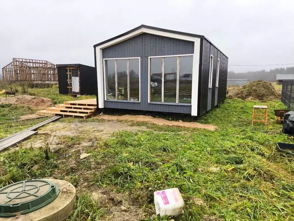 Дом в Ленинградская область, Ломоносовский район, Лопухинское с/пос, ... - Фото 1