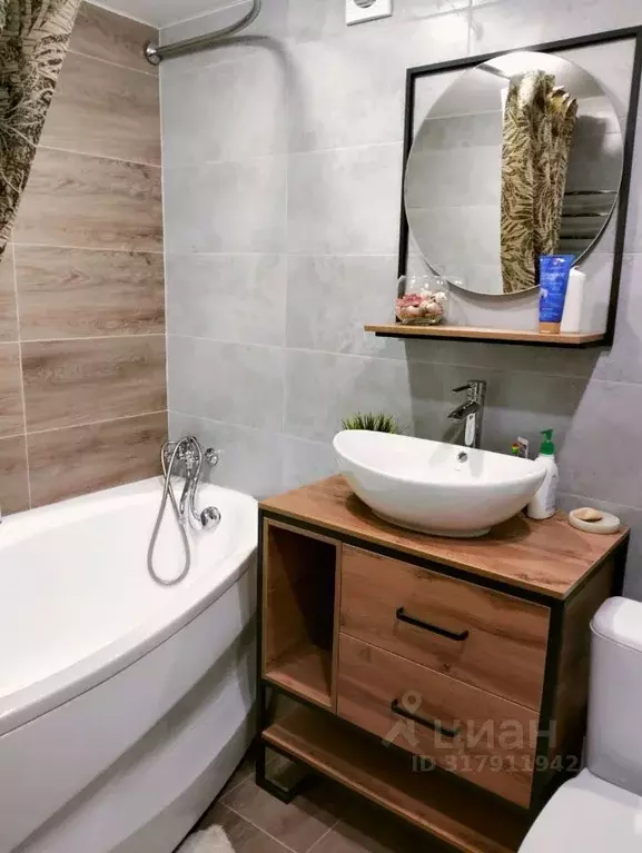 2-к кв. Самарская область, Тольятти Южное ш., 49 (40.1 м) - Фото 0